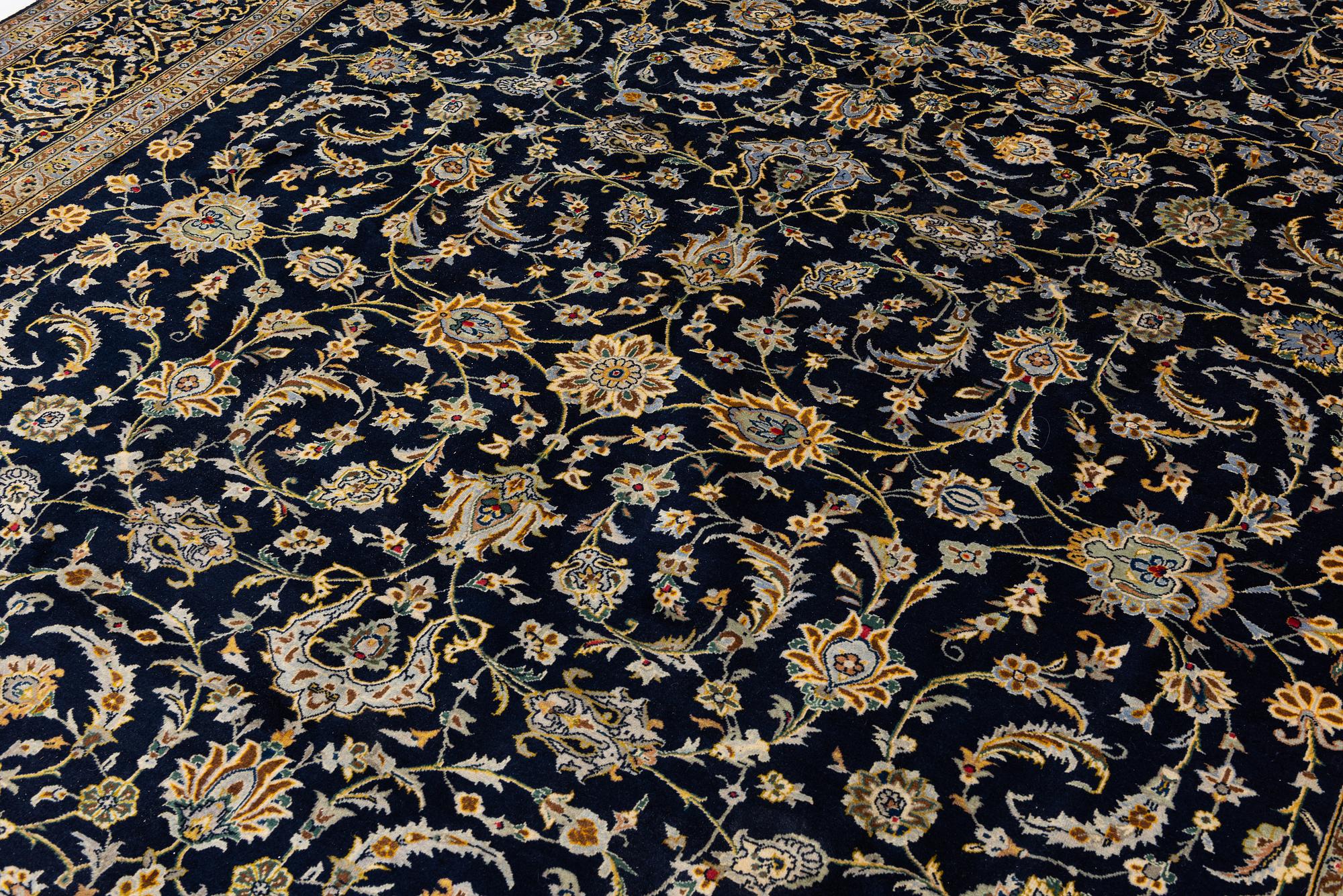 Carpet, Keshan, 400 x 302 cm.