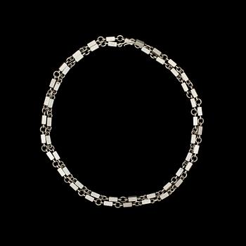 A Wiwen Nilsson sterling necklace, Lund 1952.