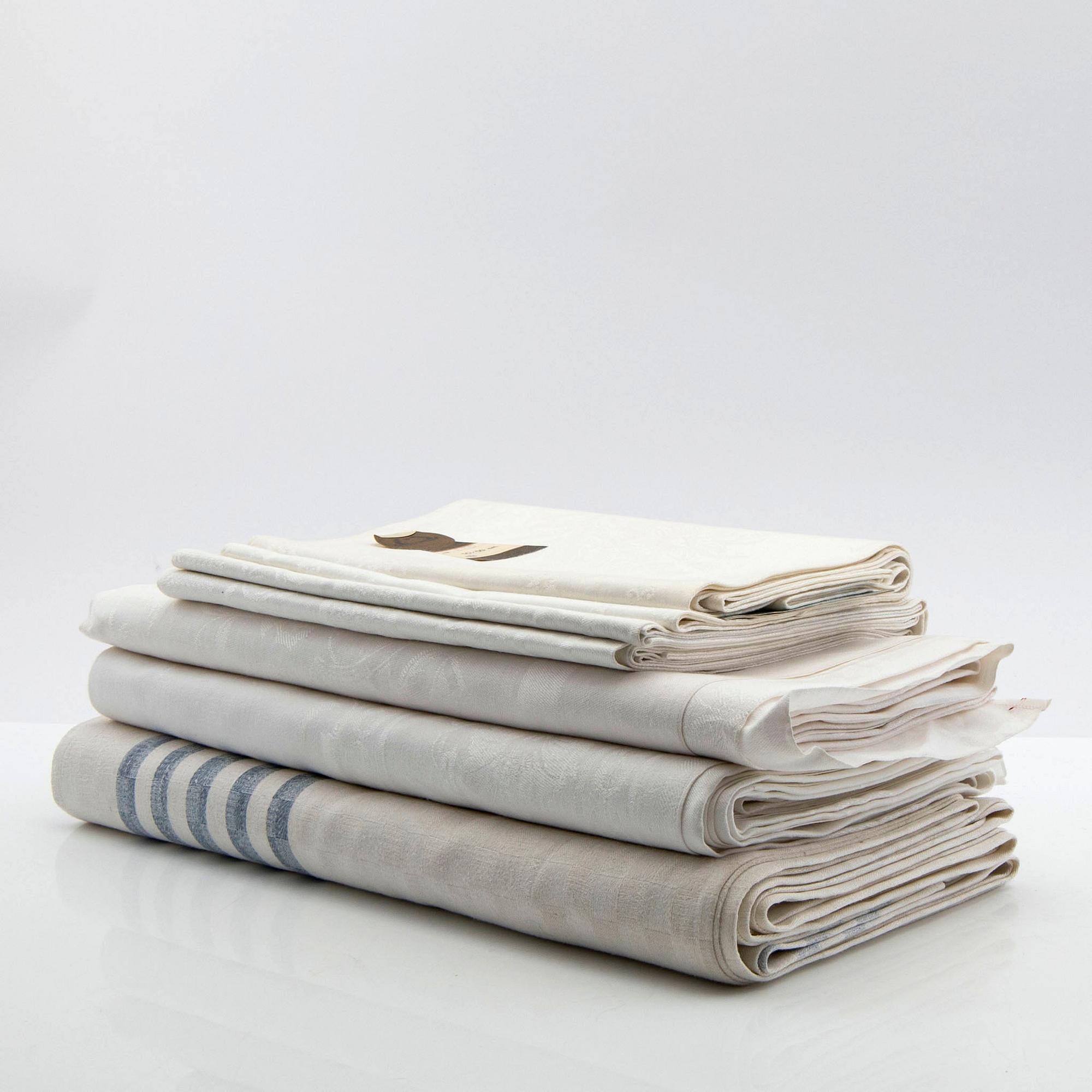 Tablecloths 5 pcs linen/damask first half of the 20th century.