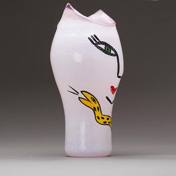 VAS, signerad, Ulrica Hydman Vallien, Kosta Boda Artist Coll. 48145.