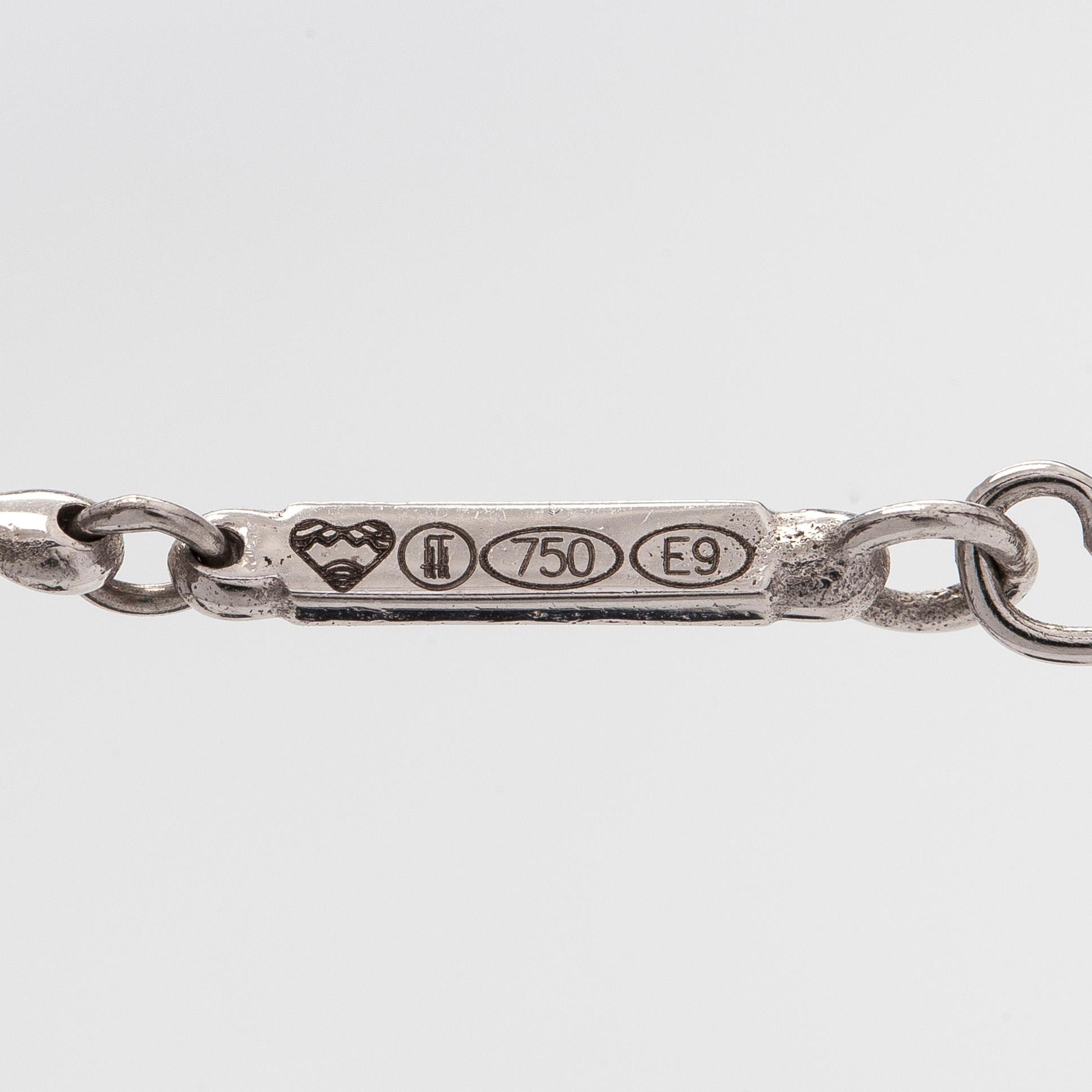 Kalevala Koru, collier, "Polaris", 18K vitguld och briljantslipade diamanter, Kirsti Doukas, 2006.