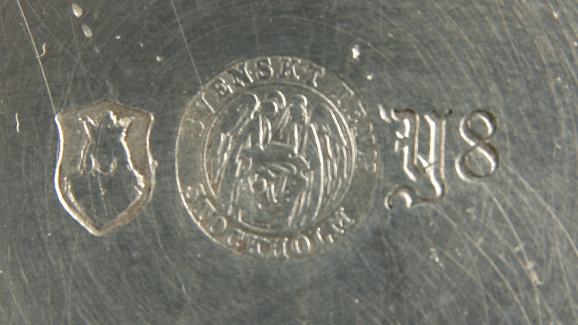 VASER, 2 st. Tenn. Firma Svenskt Tenn, Stockholm.