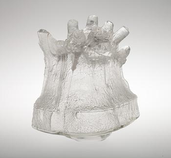 Timo Sarpaneva, A GLASS SCULPTURE.