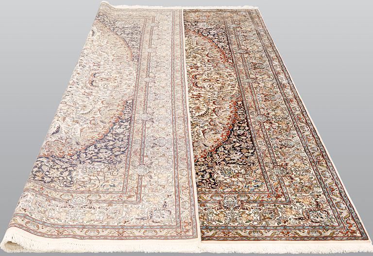 A silk carpet, Kashmir, c. 300 x 200 cm.