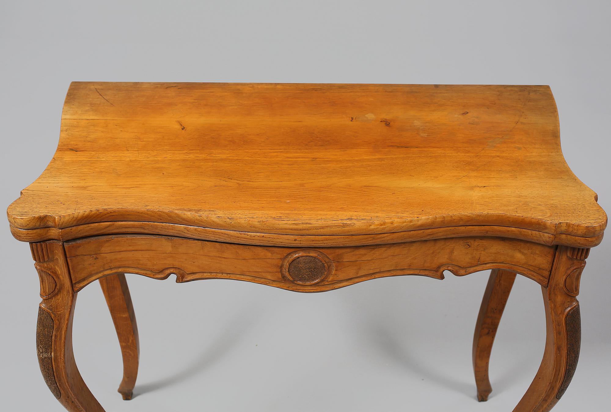 SPELBORD, rokokostil, 1900-talets början.