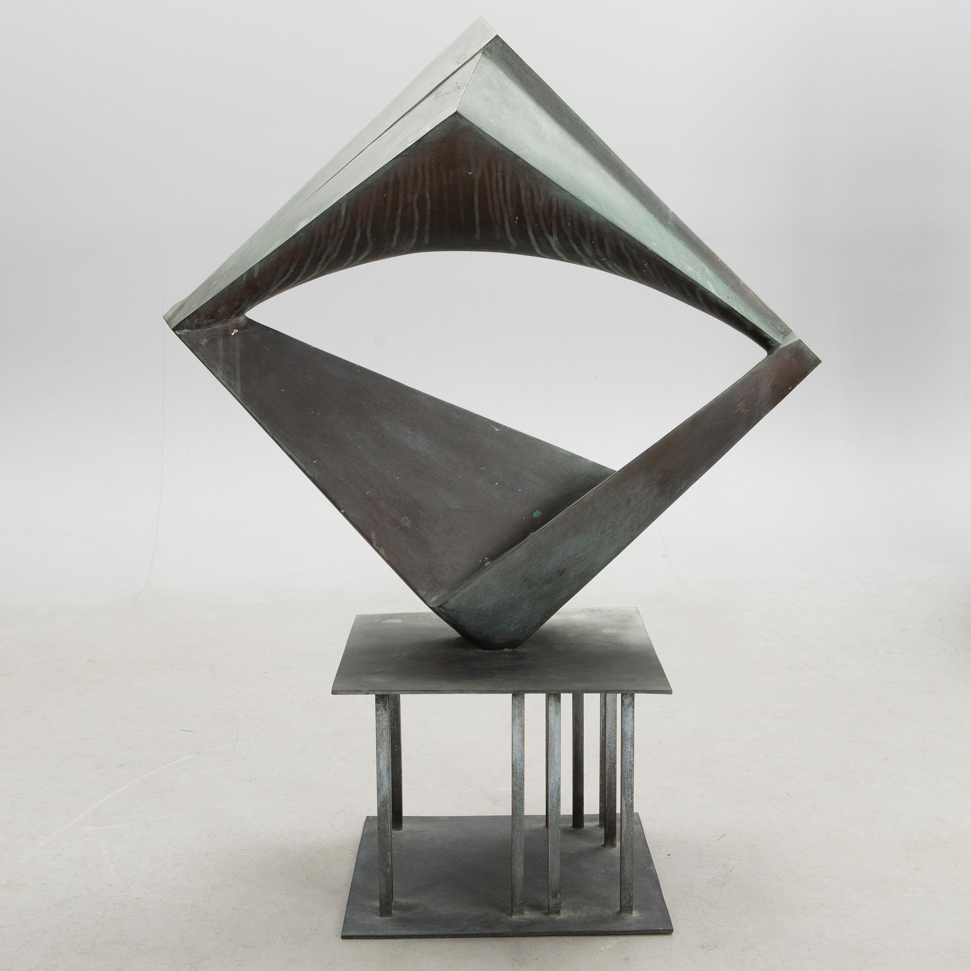 RAIMO UTRIAINEN, ABSTRACT.