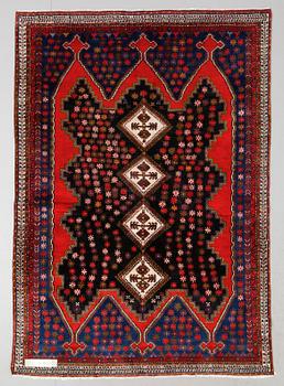 MATTA, orient, ca 235 x 165 cm.