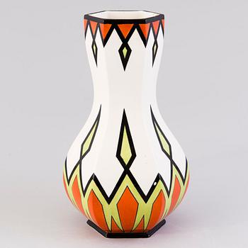 FENNIA VASE, ceramic, Arabia 1917 - 1927.