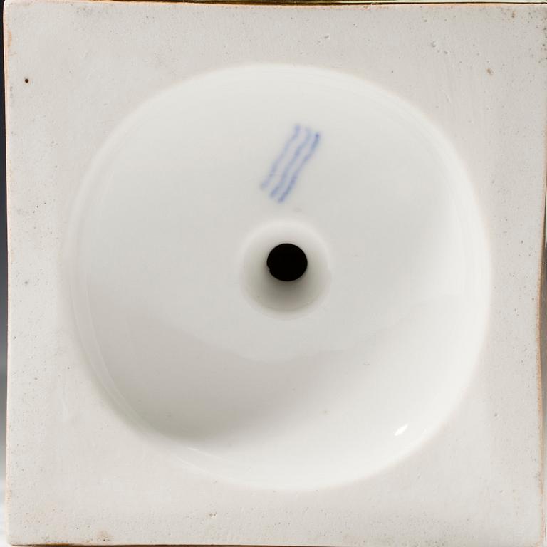 DEKORATIONSURNA, porslin, Danmark, Royal Copenhagen ca 1900.