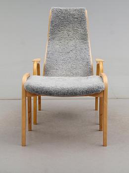 FÅTÖLJ med PALL, "Lamino", Yngve Ekström, Swedese, 1900-talets andra hälft.