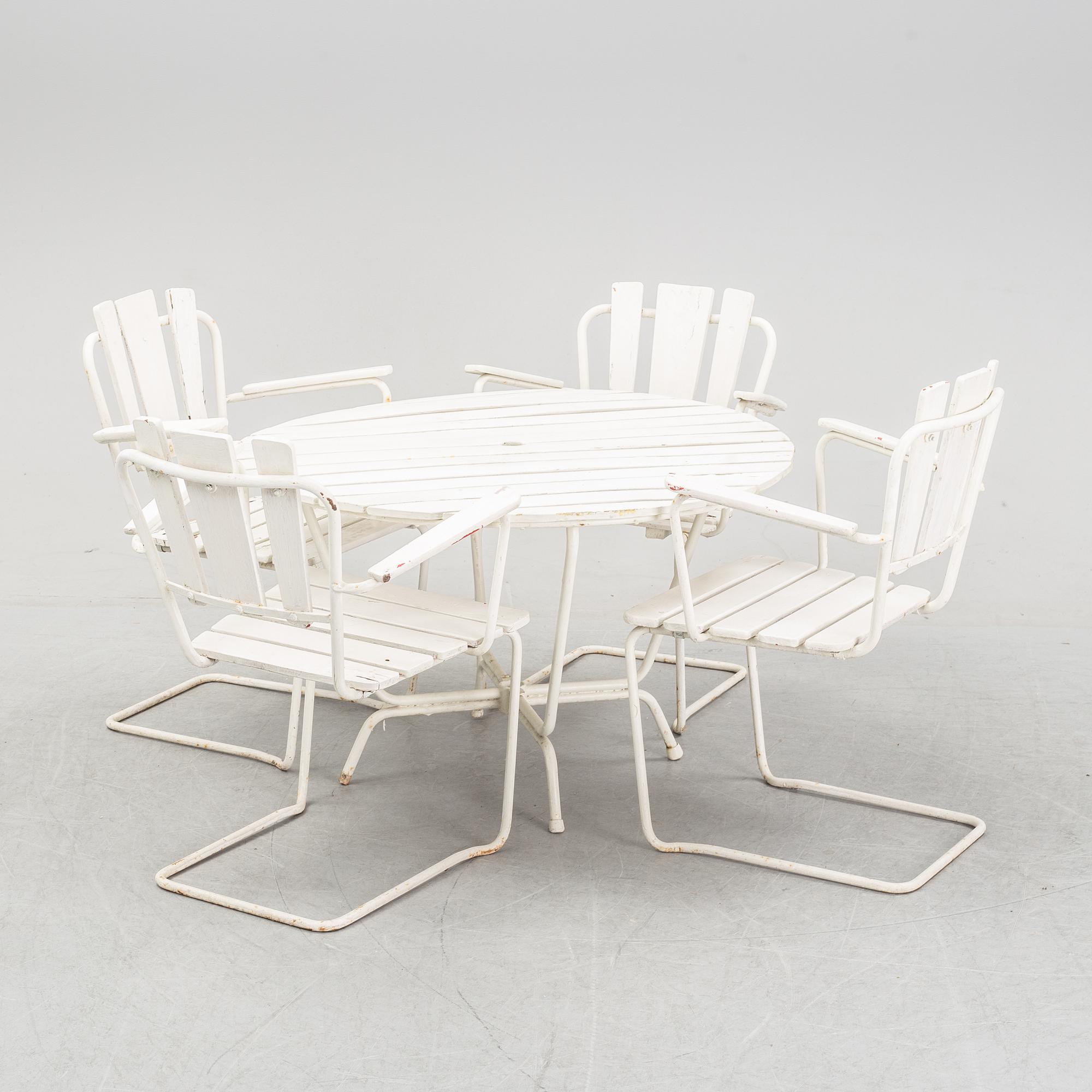 Trädsgårdsmöbler, stolar "P1", och bord 8/100, AB Trädgårdsmöbler Osby, 1960-tal.