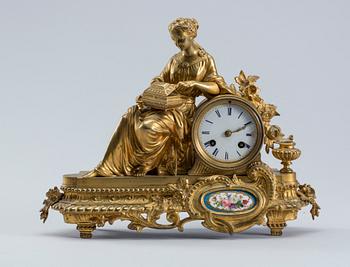 BORDSPENDYL, nyrokoko, 1800-talets andra hälft.