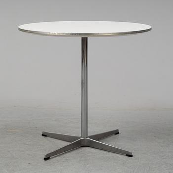 A table by Arne Jacobsen for Fritz Hansen.