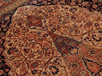 A CARPET, an antique/semi-antique Kashan so called Motachem, ca 333,5-354 x 218-243 cm.