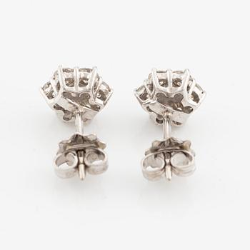 Earrings, one pair, 18K white gold with brilliant-cut diamonds.