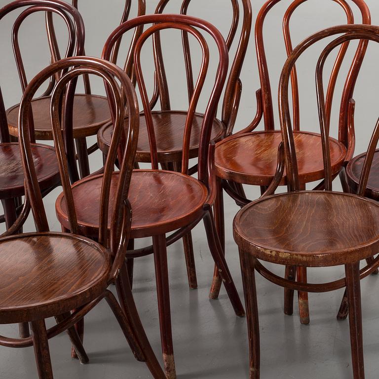 A SET OF 8 BENTWOOD CHAIRS SECOND HALF OF 20TH CENTURY.