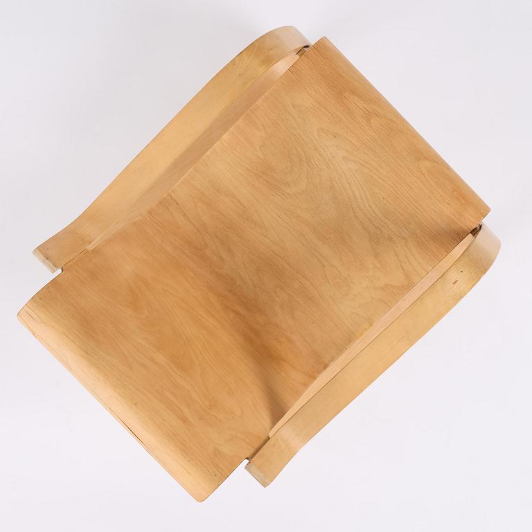 Alvar Aalto, a birch armchair model "31", Huonekalu-ja Rakennustyötehdas or Aalto Design, Hedemora, mid-20th century.