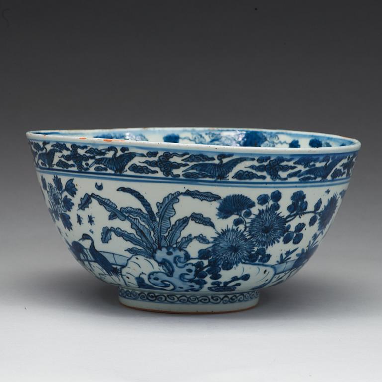 PRAKTSKÅL, porslin, Mingdynastin, Wanli (1572-1620).