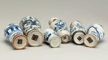 VASER, 3 stycken och LOCKURNOR, 3 st, Kina 1800-tal.