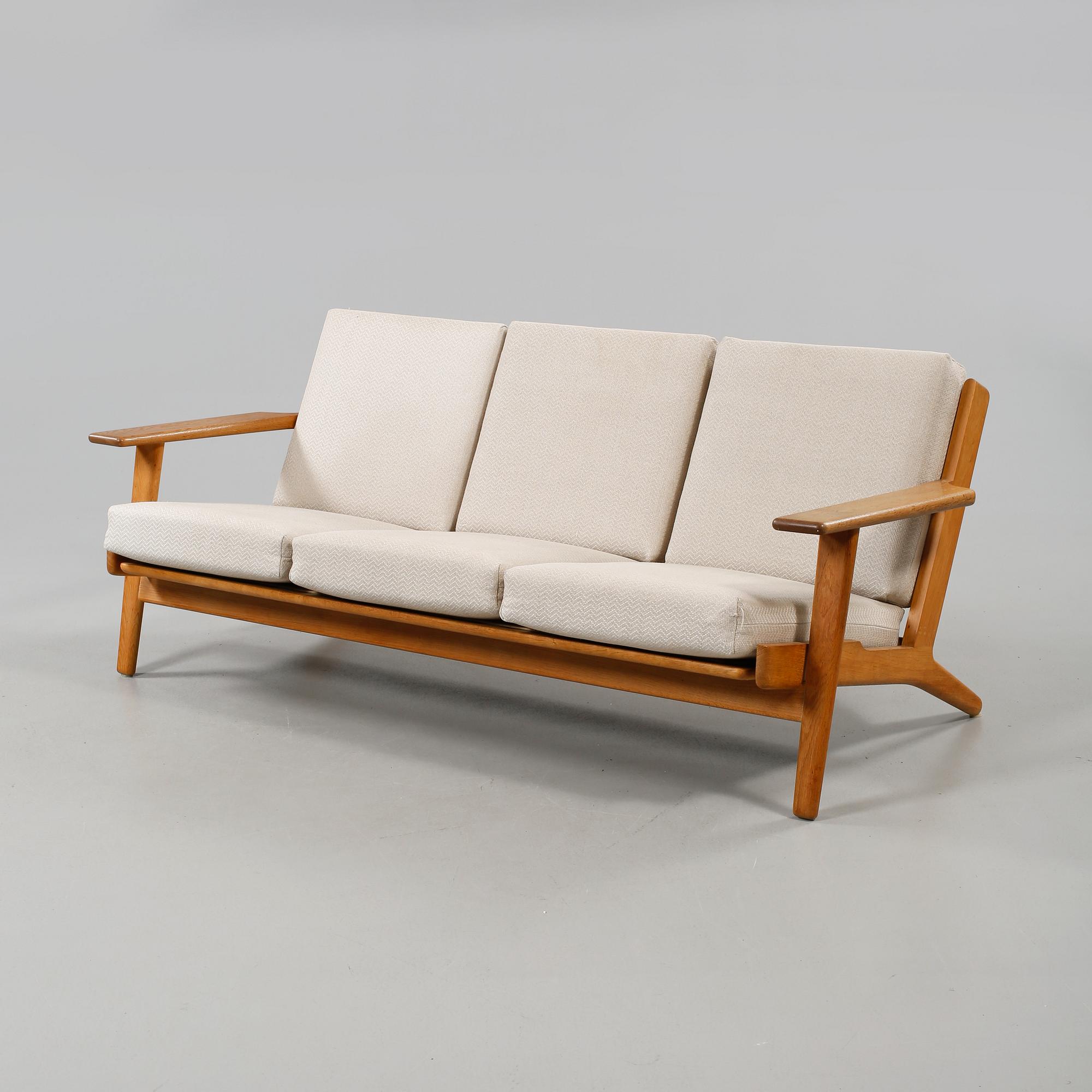 SOFFA, "GE-290", Hans J Wegner, 1900-talets andra hälft.