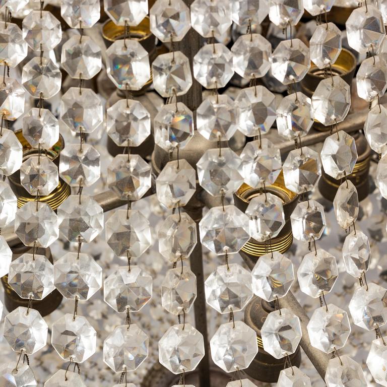 An early 20th century ceiling light.