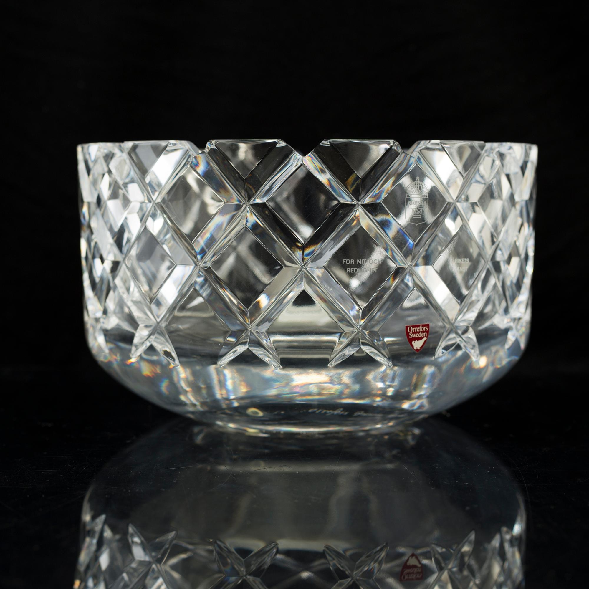GUNNAR CYRÉN, a 'Sofiero' glass bowl from Orrefors.
