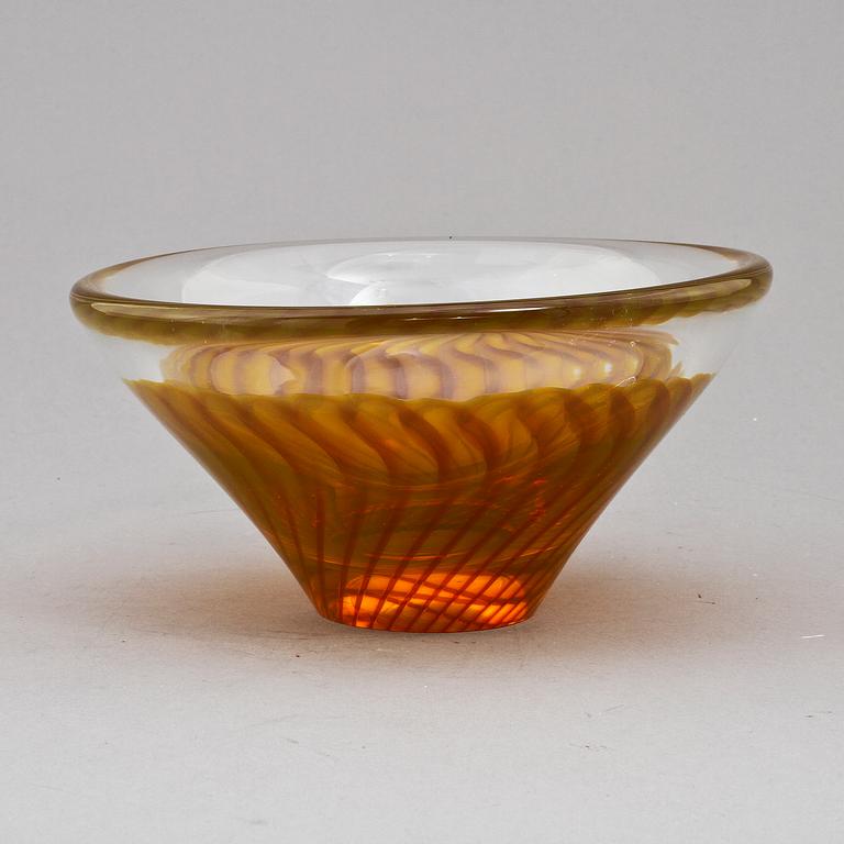 SKÅL, glas, graal, "Sun" Vicke Lindstrand, dat 81.