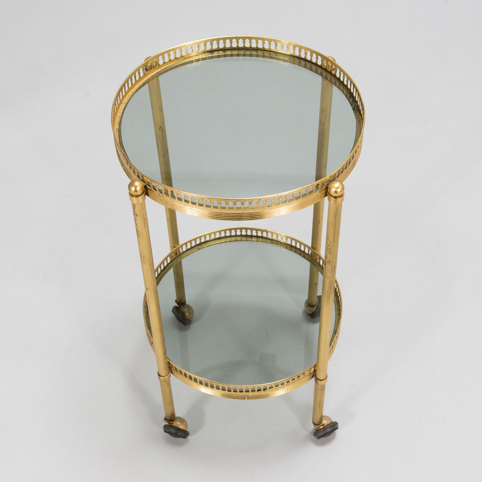 Tarjoilupöytä / Sivupöytä pyörillä, 1900-luvun loppupuoli.