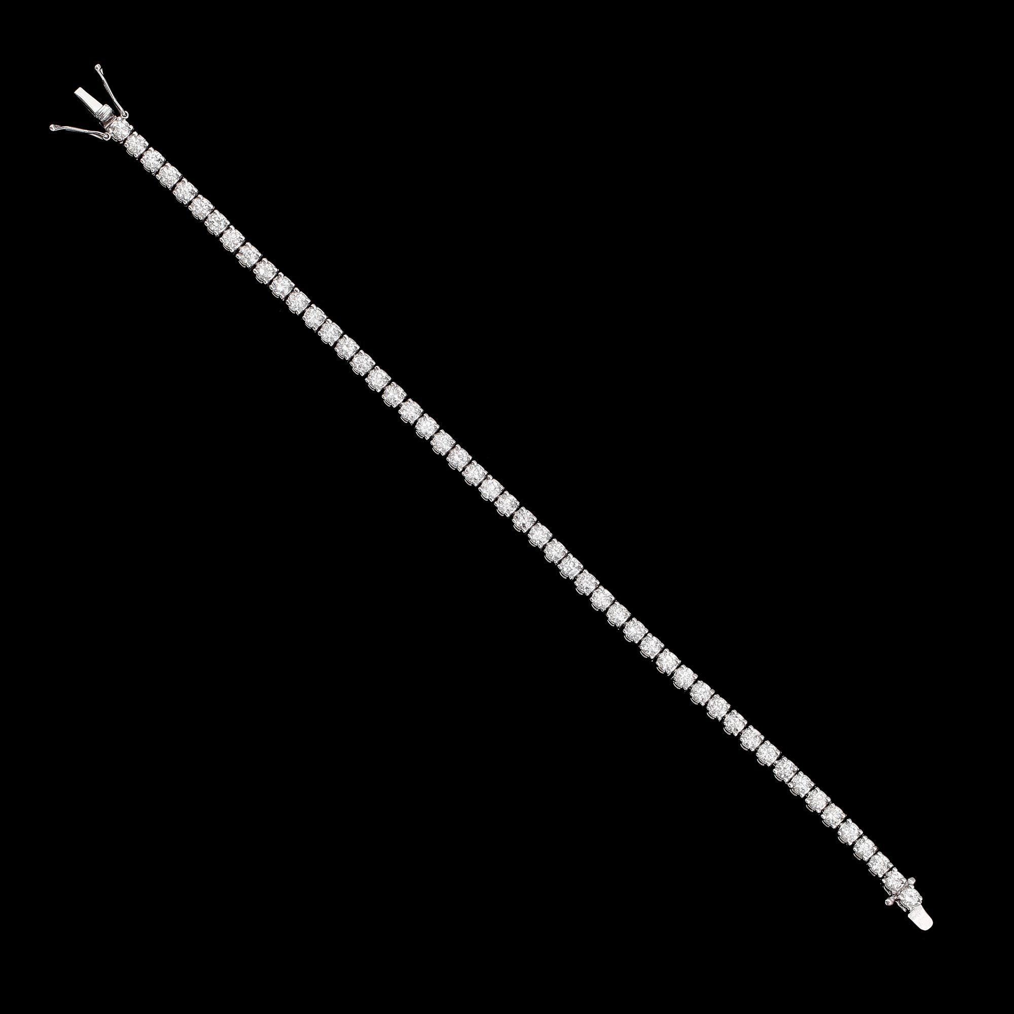ARMBAND, sk Rivière, briljantslipade diamanter tot 5.19 ct.