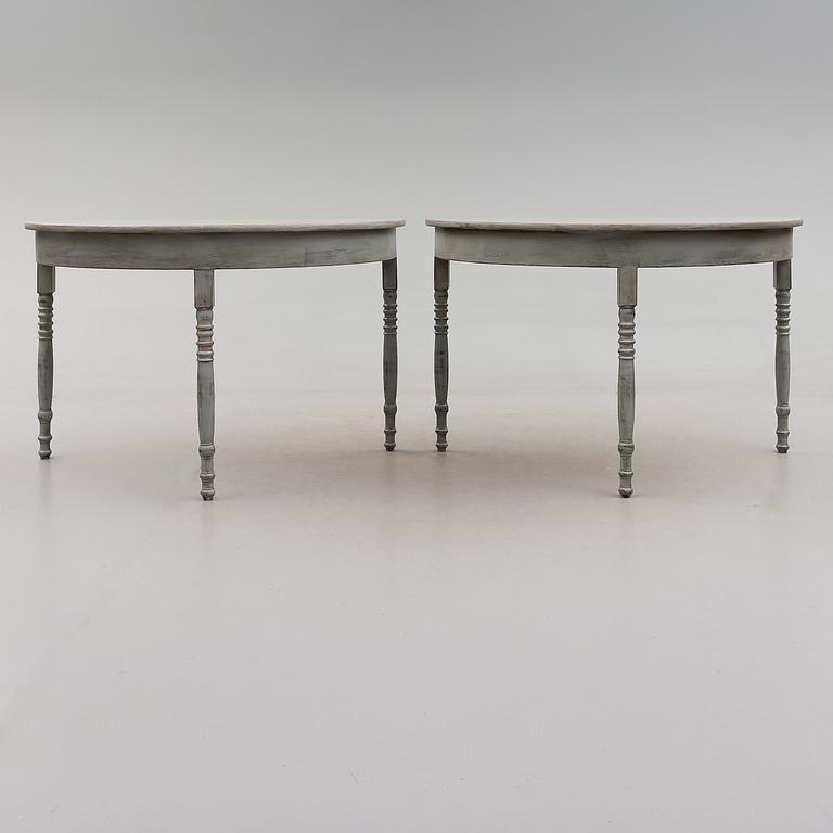 VÄGGBORD, 1 par, 1800-talets andra hälft.