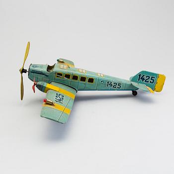 A tinplate Tipp & Co airplane, Germany, 1930s.