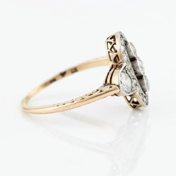 Ring, with old-cut and octagonal-cut diamonds.