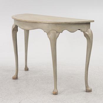 Halvmånebord, sent 1800-tal. Senbarockstil.