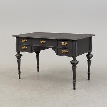 A painted writing desk from around year 1900.