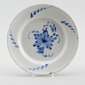 TALLRIK, fajans, möjligen Marieberg, 1700-tal.