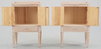 POTTSKÅP, ett par, sengustaviansk stil, 1900/2000-tal.