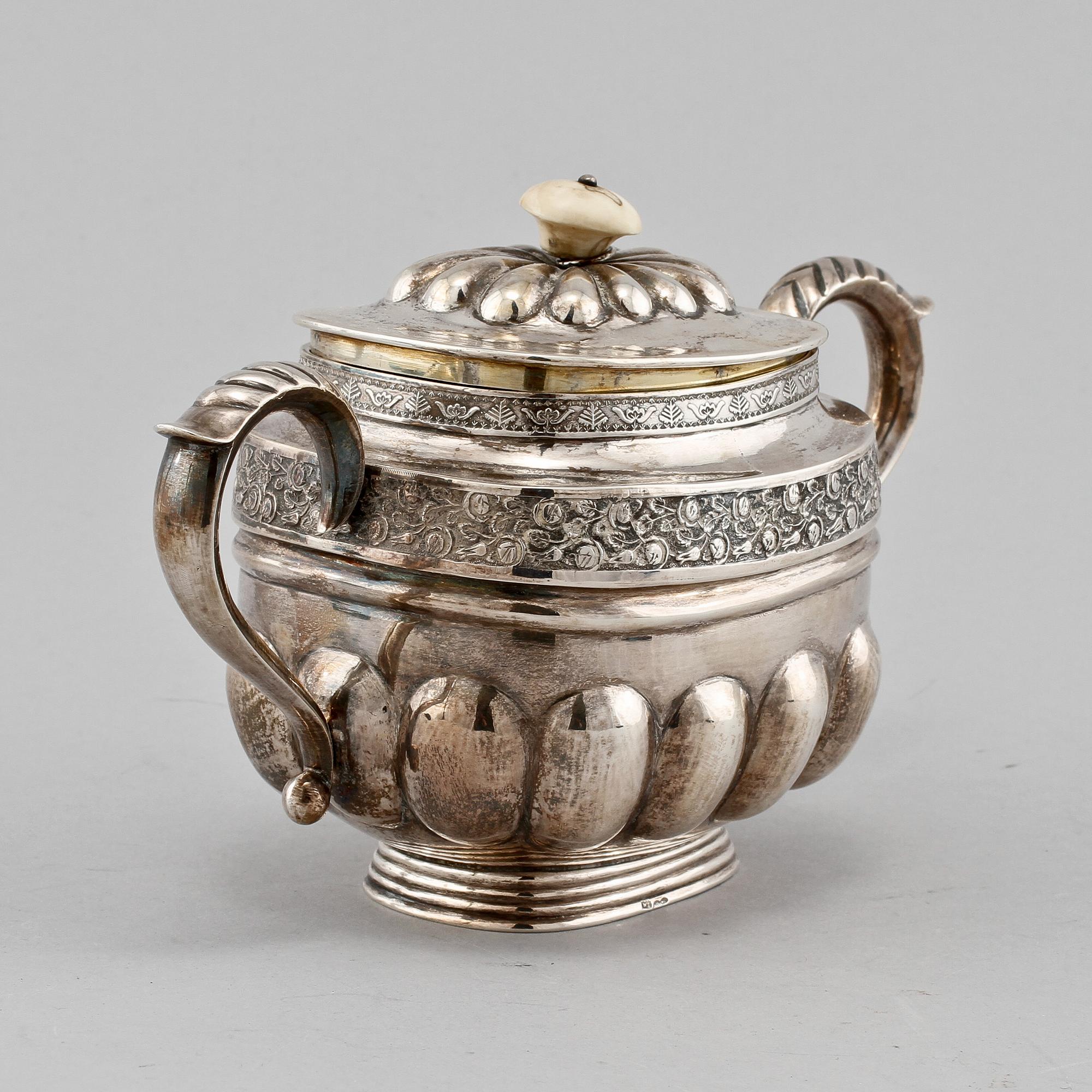 SOCKERSKÅL, silver, Estland, 1800-tal. Vikt 430 g.