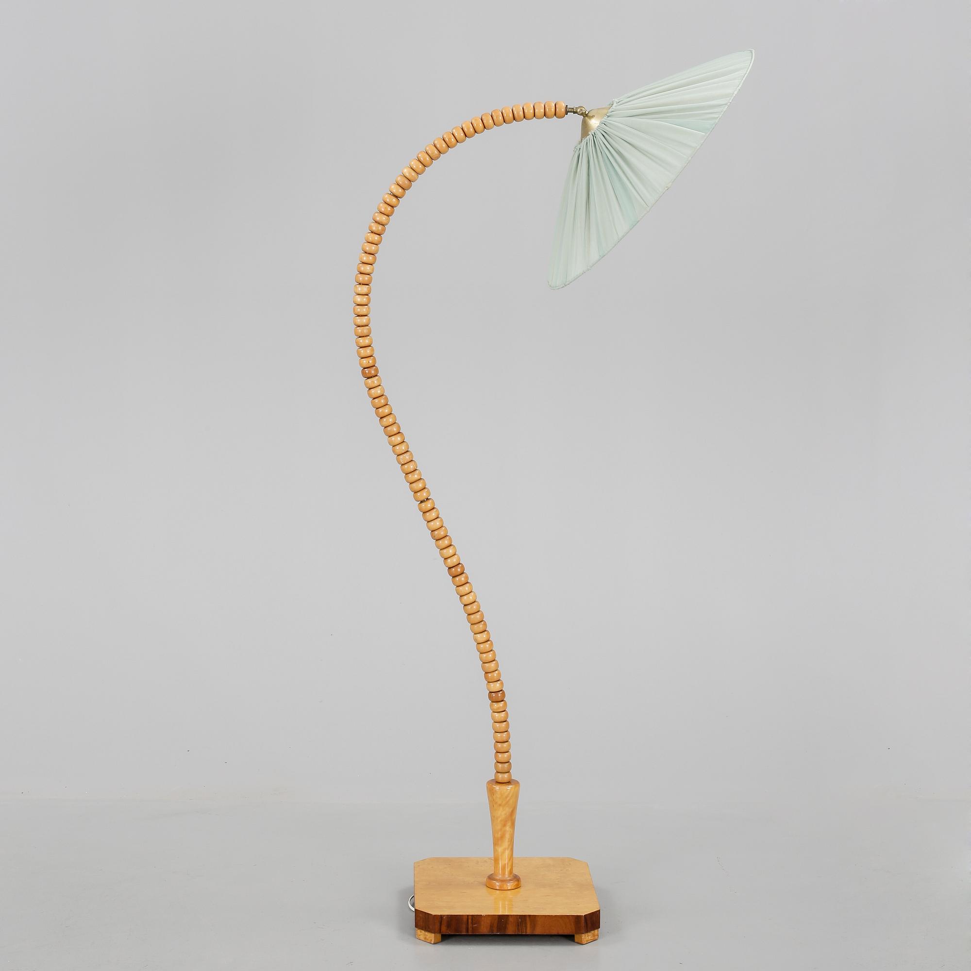 GOLVLAMPA, 1940-tal.