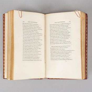 Attractive little bindnings.