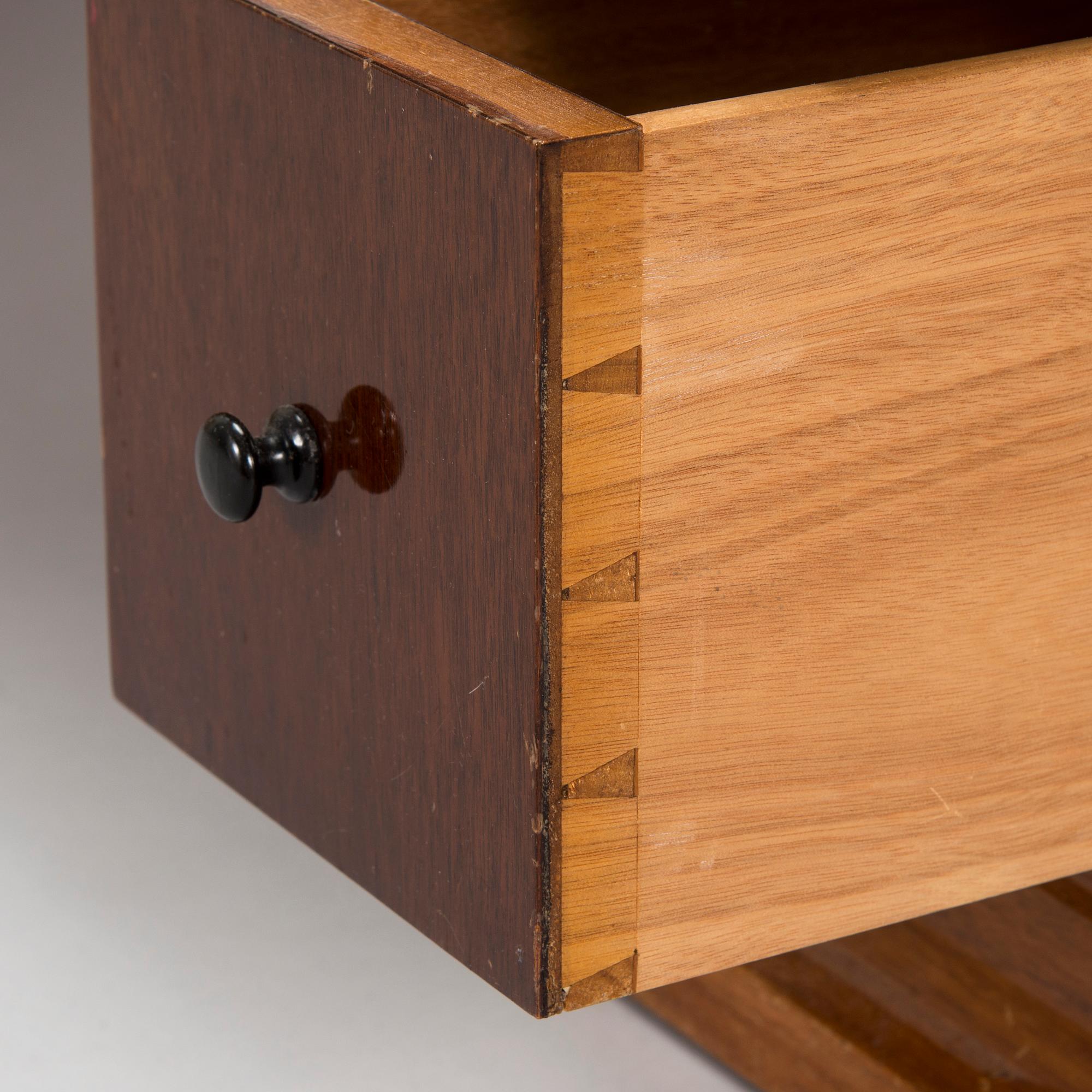 Birger Hahl, a 1920s Art Deco sidetable with drawers and a stool.