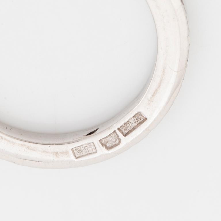 Efva Attling, ringar, 2st, 18K vitguld med diamanter.