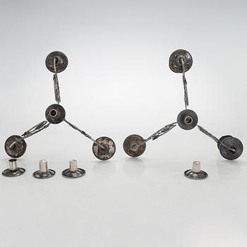 Pehr och Adolf Zethelius, kandelabrar, ett par, silver, Stockholm 1797 och 1824. Empire.