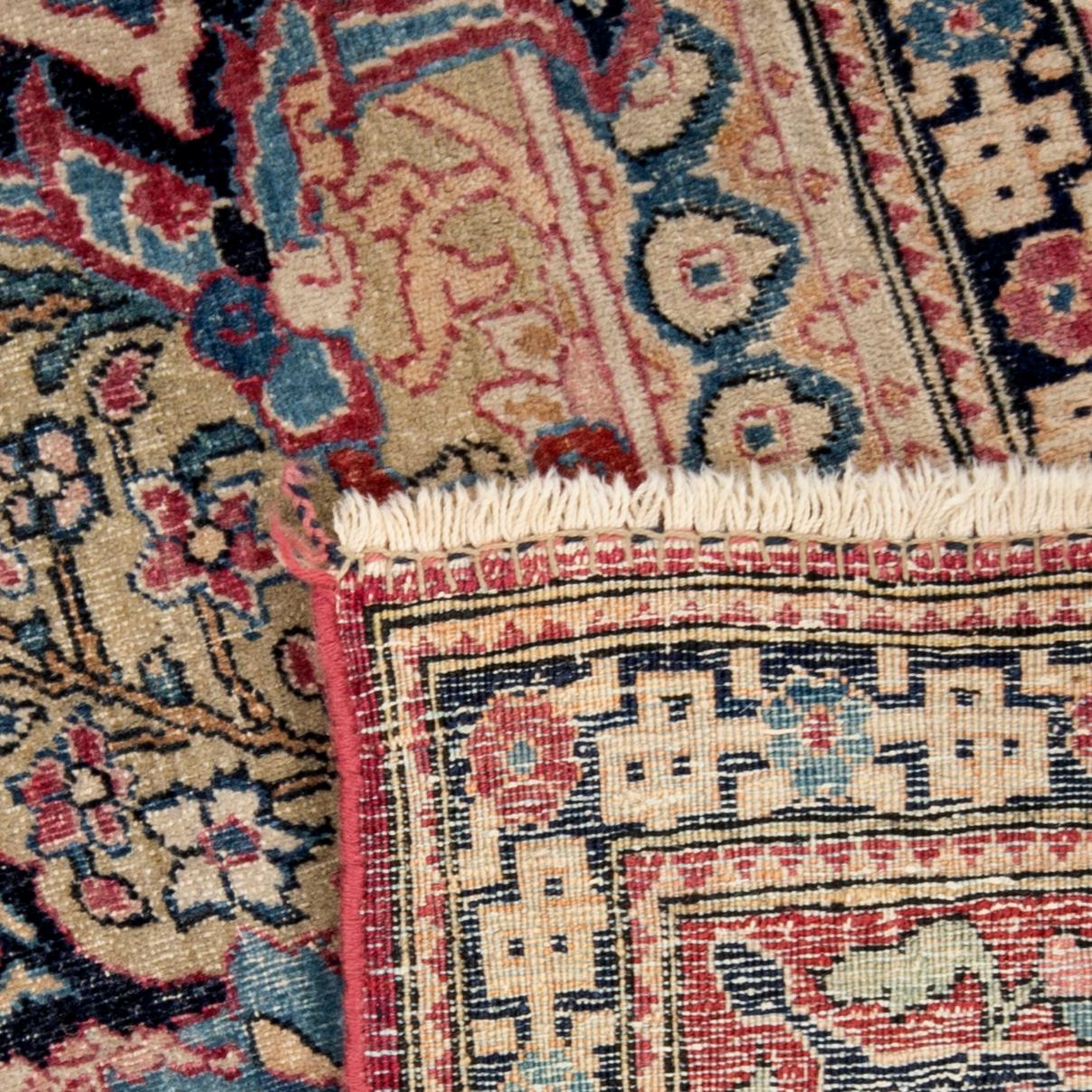 Rug Mobarekeh Isfahan circa 1900  203x137 cm.