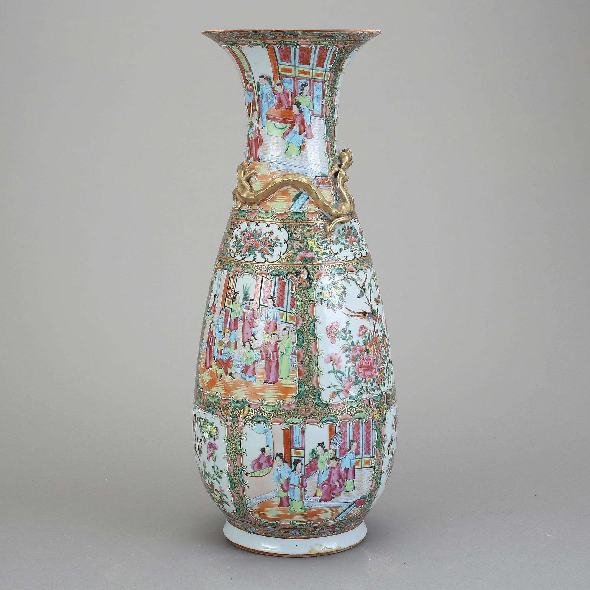 GOLVVAS, porslin, Kina, omkring 1900.