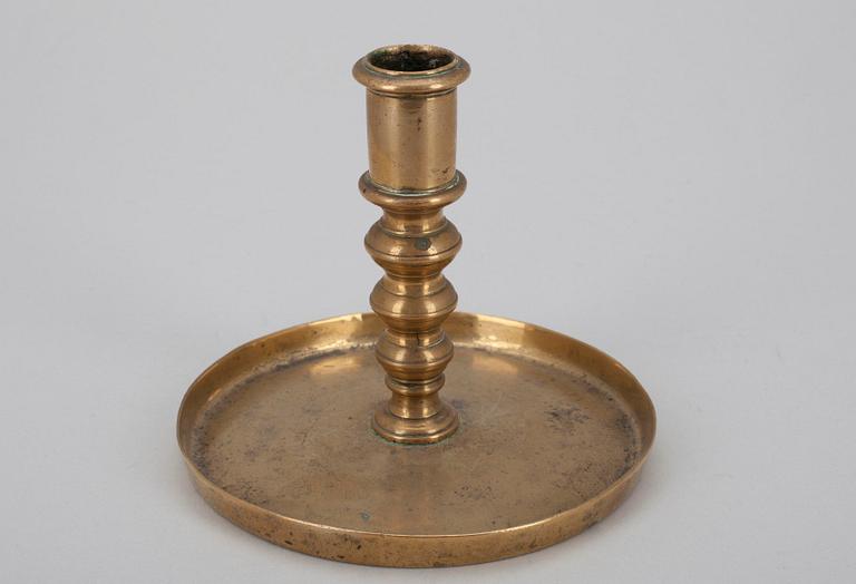 LJUSSTAKE, mässing, barock, ca 1700.