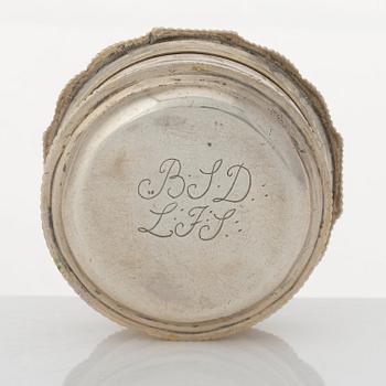 A Swedish 18th century parcel-gilt silver snuff-box, mark of Melchior Faust, Gothenburg 1768.