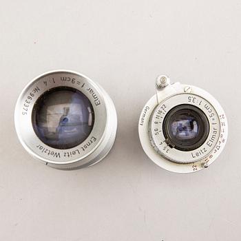 Leica Camera AG, Leica, Camera, Drp Ernst Leitz Wetzlar Germany No. 689727, with accessories.