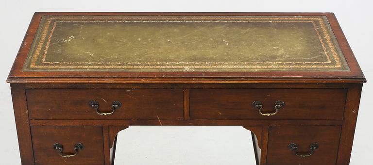 SKRIVBORD, England, tidigt 1900-tal.