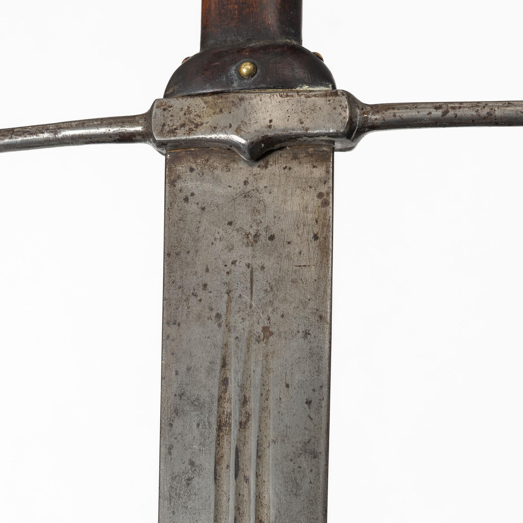 Tvåhandssvärd, 1800-tal med äldre delar.