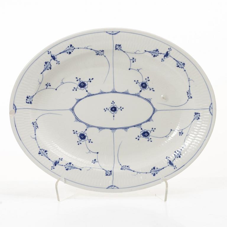 Royal Copenhagen, Thirteen service pieces, 'Musselmalet Riflet', Denmark, 19th–20th century.
